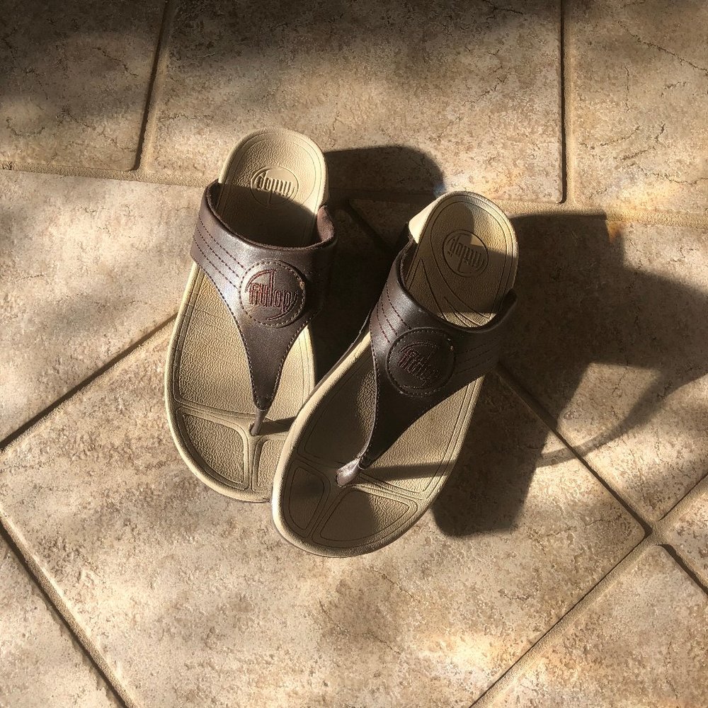 Women's Fit Flops. Brown, size 7